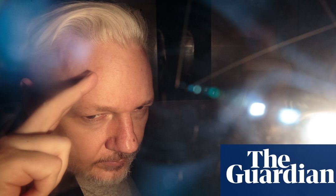 US begins extradition case against Julian Assange in London