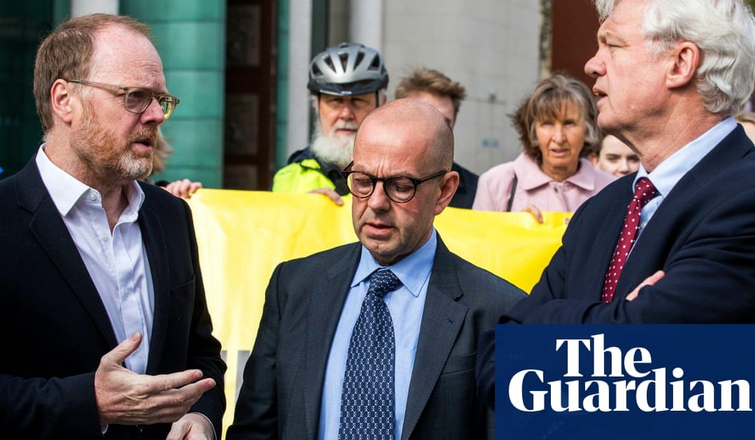 Treatment of Northern Irish journalists likened to police state, court hears