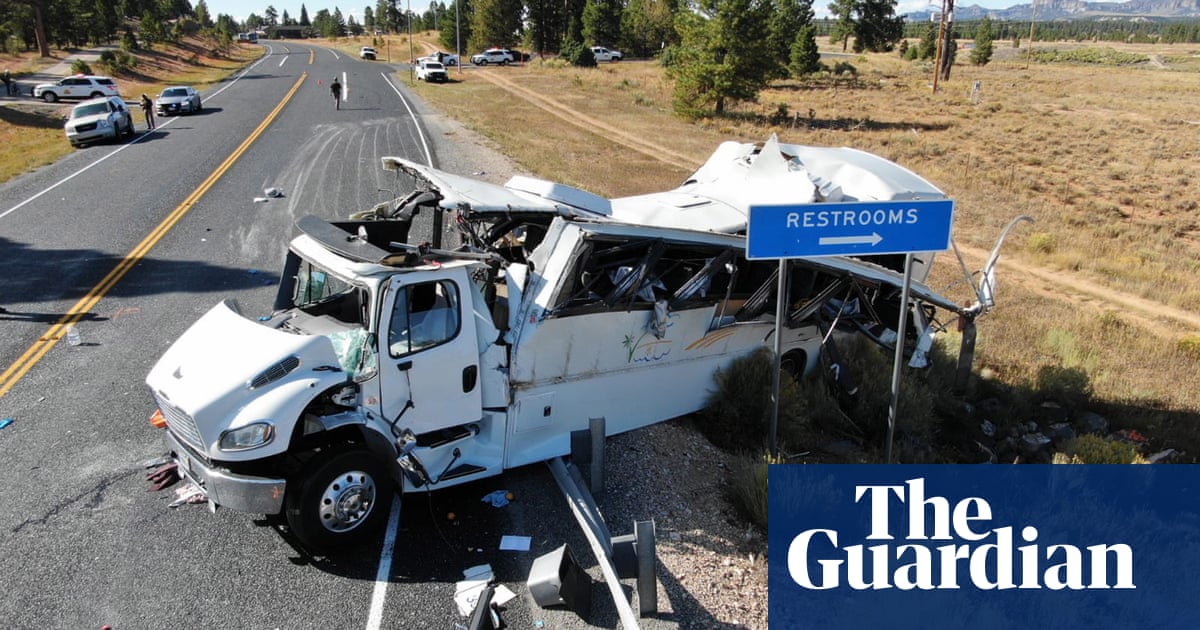 Utah police: death toll could rise in bus crash that killed four Chinese tourists